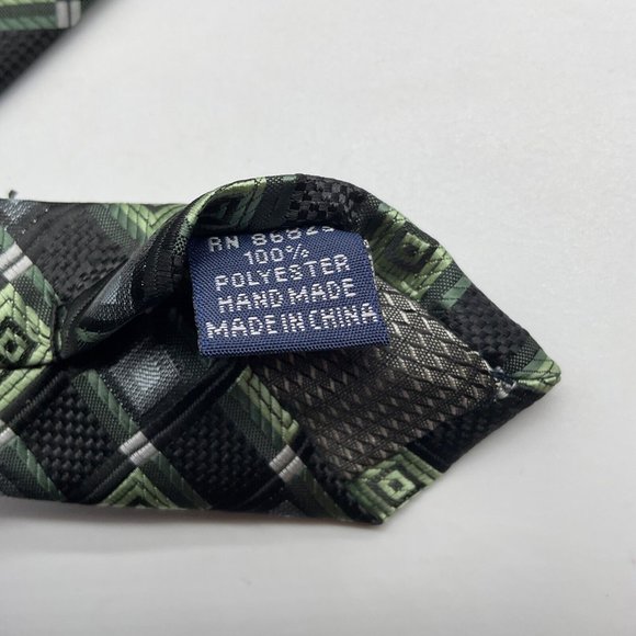 Croft & Barrow Men's Geometric Pattern 100% Polyester Neck Tie Green - Picture 5 of 5
